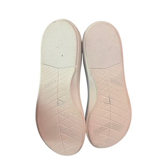 Vionic Malibu Women's Slip-on Comfort Shoe Canvas Size 9 - Picture 6 of 6